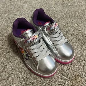 Girls Heelys - size 1! Brand new!